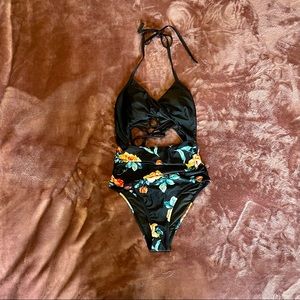Womens Swimsuit Cupshe Floral One Piece Size Small